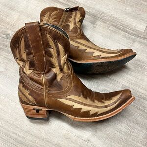 Lane Cowboy Boots size 9.5